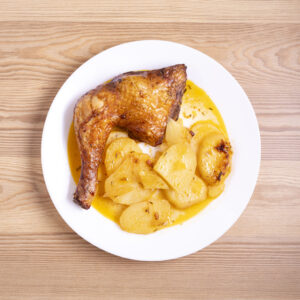 Pollo asado con patatas